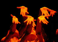 praising-hands